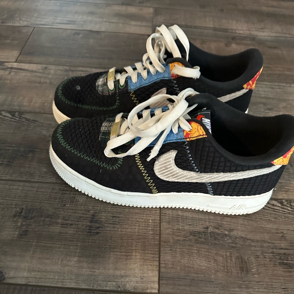 Nike men’s size 8